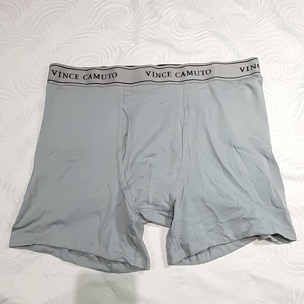 VINCE CAMUTO 3 PACK TRUNKS. - Picture 6 of 9